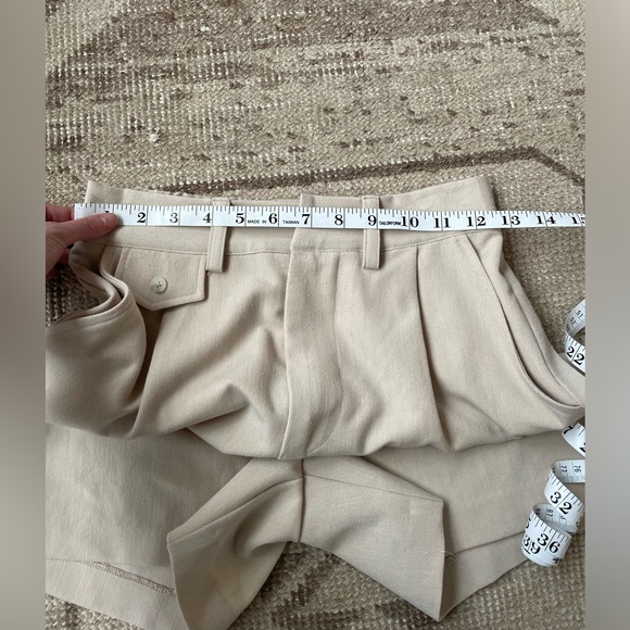 Kimberly Taylor Pleated Shorts - Picture 7 of 7